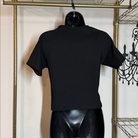 Top - Picture 5 of 7